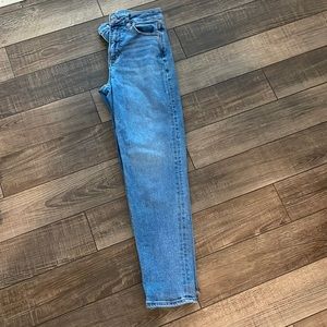 AE stretch mom jean